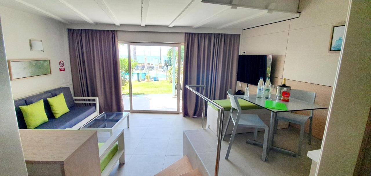 Apartamentos Casas Carmen - Adults Only Playa del Ingles  Exterior photo